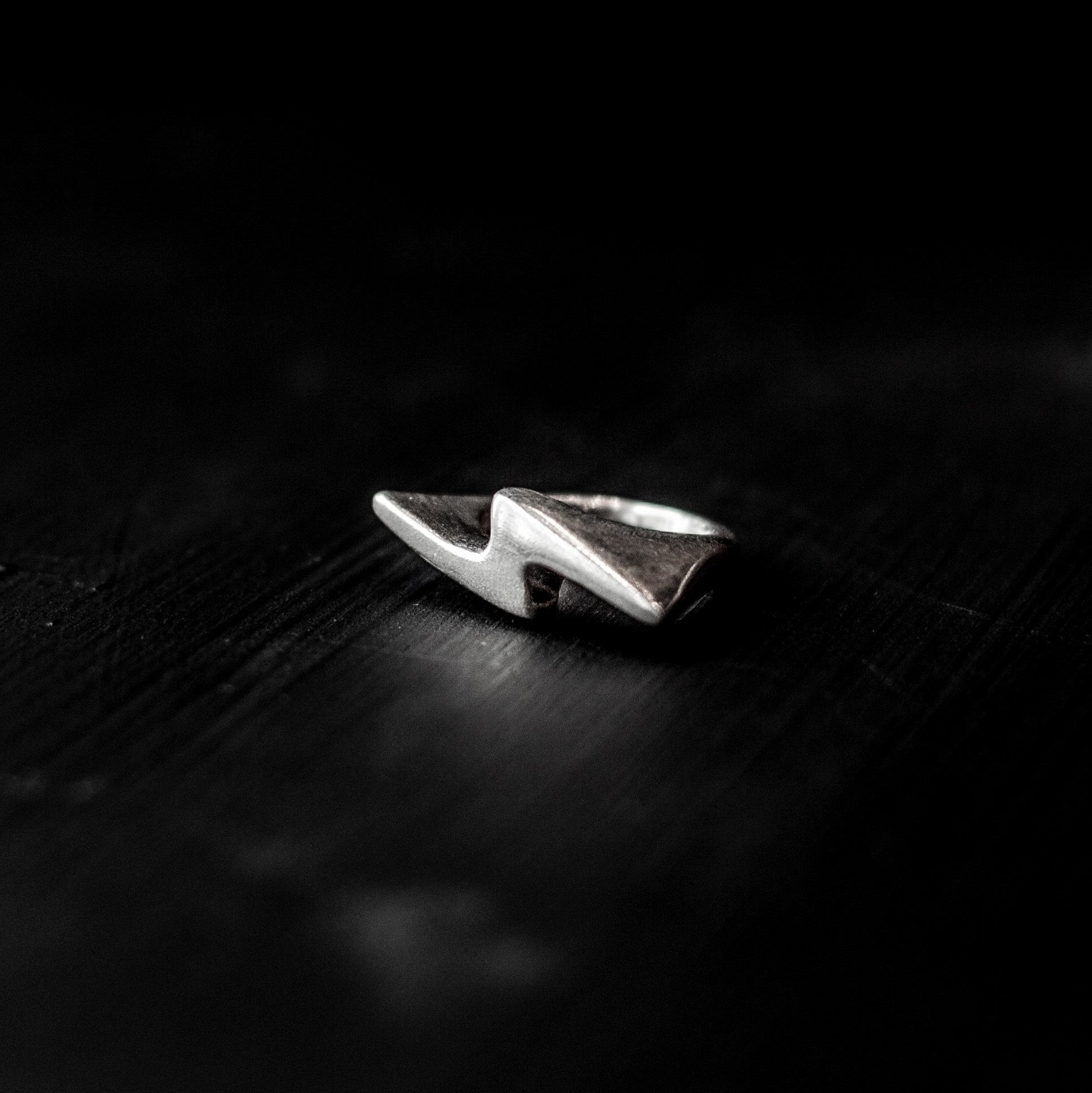 VAINON】 Bolt Ring 11号｜City2stay.co.uk